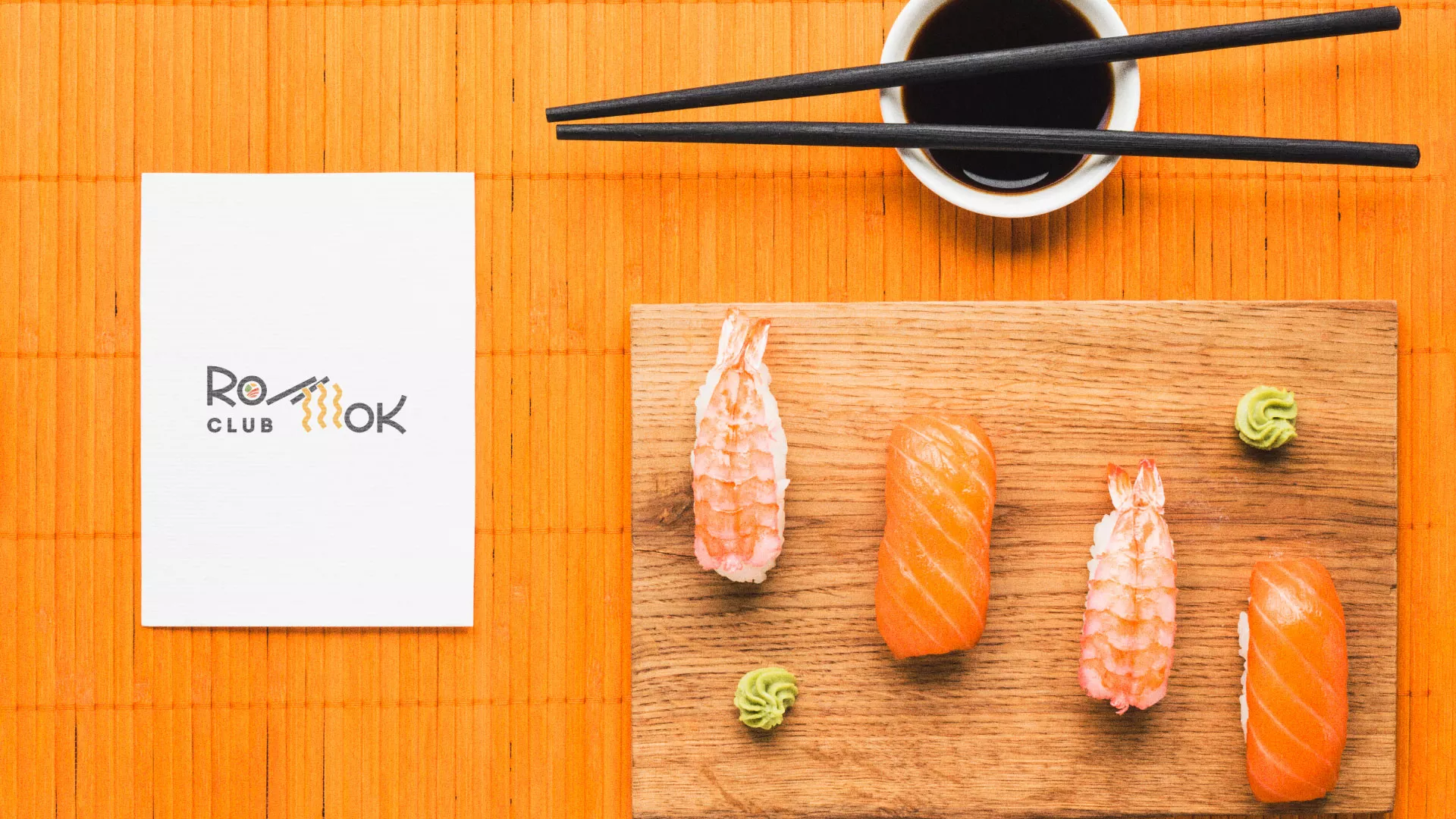 Создание логотипа суши-бара «Roll Wok Club» в Серафимовиче
